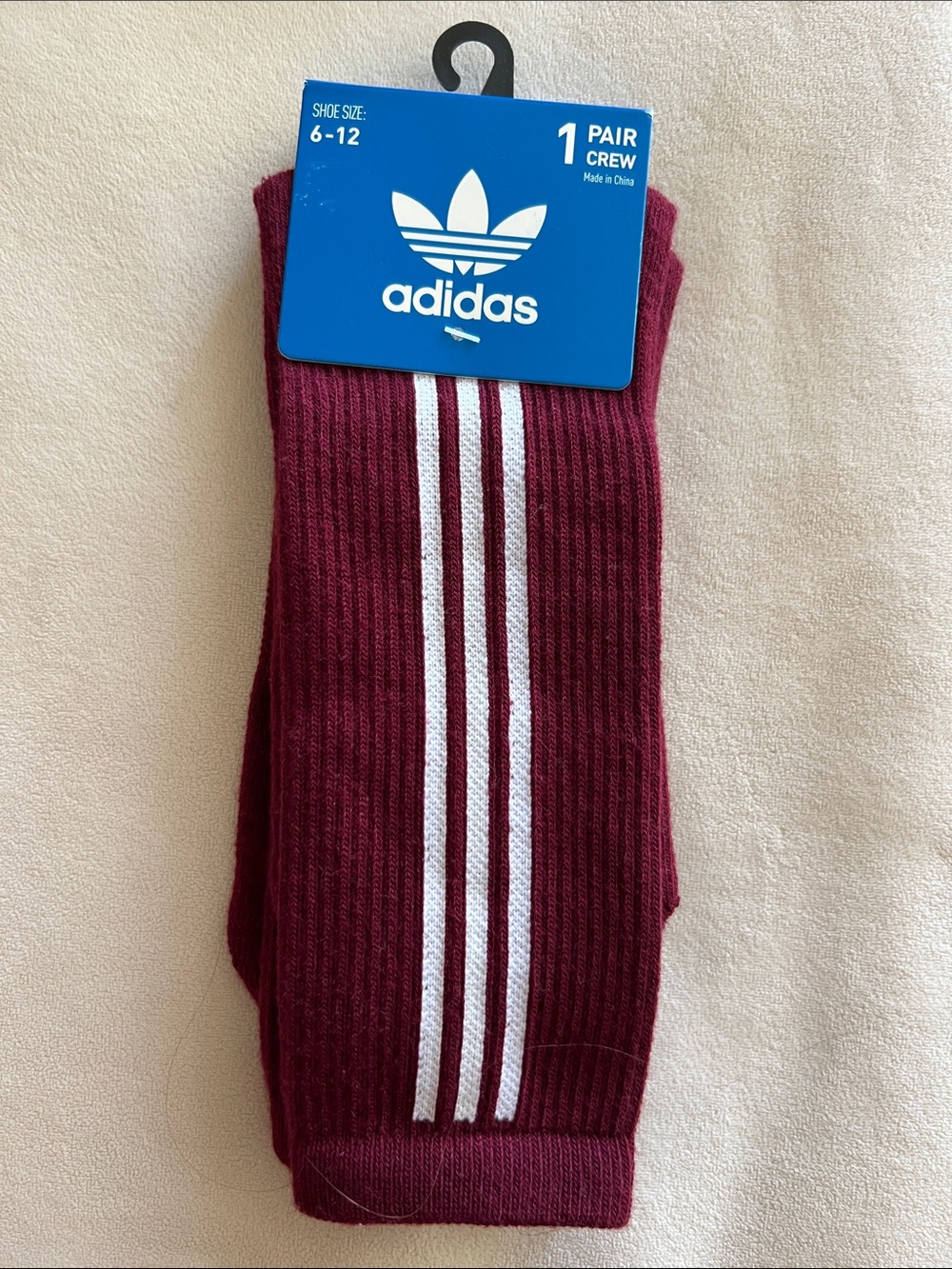 adidas Men’s Crew Athletic Socks in Maroon with White Stripes new